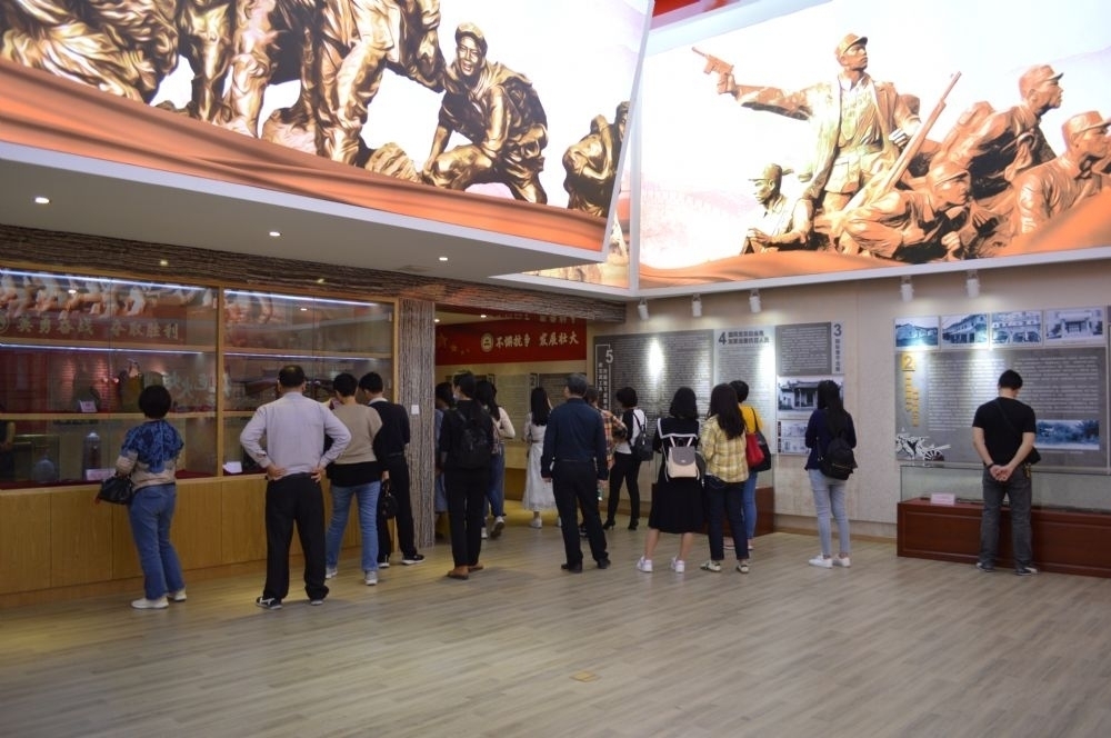 揭阳开放大学开展首堂“行走的微党课”暨“红色之旅”革命传统教育活动