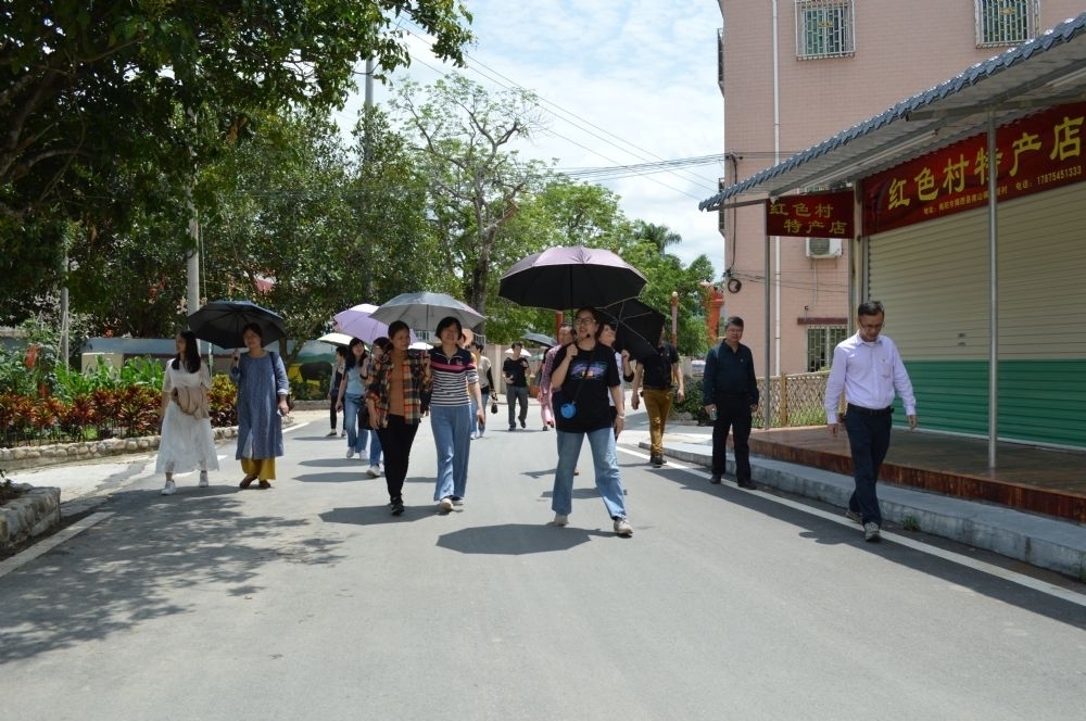 揭阳开放大学开展首堂“行走的微党课”暨“红色之旅”革命传统教育活动