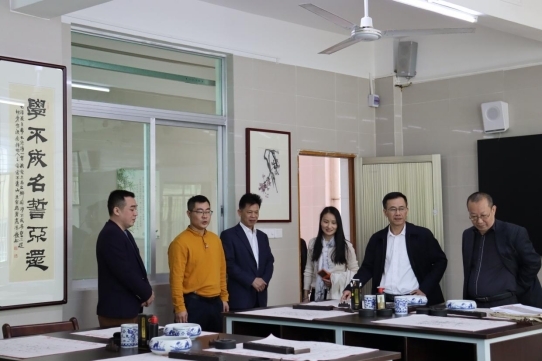 揭阳开放大学校长彭淡松带队到惠来开放大学就老年教育、社区教育等工作开展调研