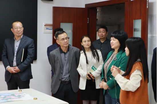 揭阳开放大学彭淡松校长带队到市老干部大学观摩学习老年教育