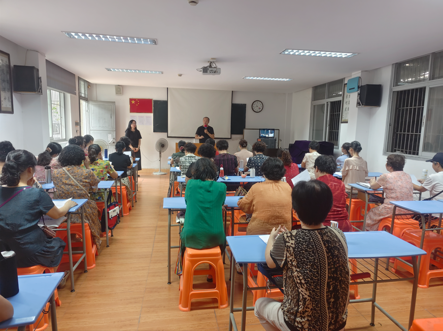 “声”入人心 “乐”动余晖 ——广东老年大学揭阳学院2024年秋季声乐班顺利开课